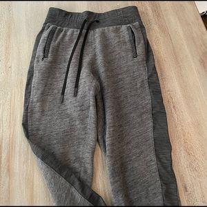 Lululemon joggers with zip pockets Heathered gray